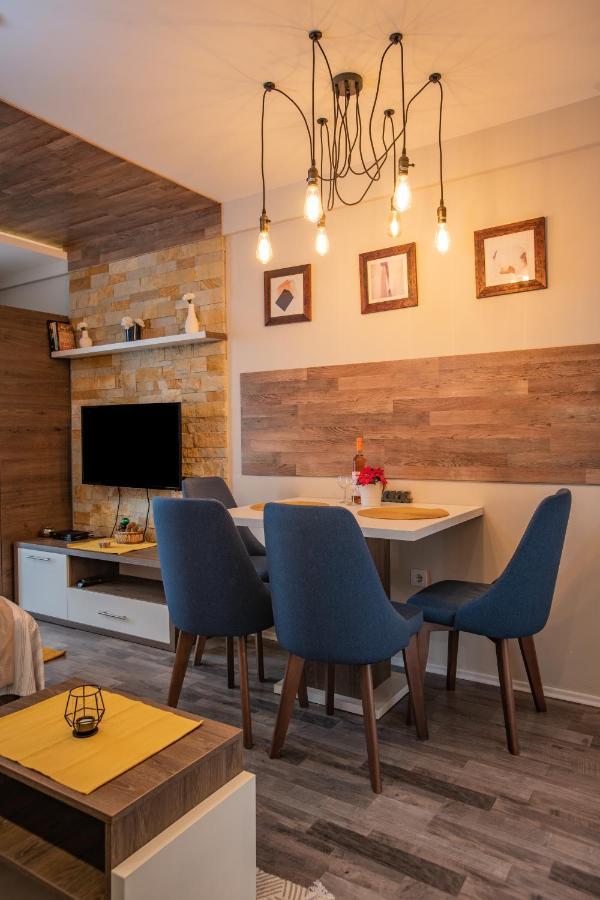 Deltalux Apartmani Milmari كوباونيك المظهر الخارجي الصورة